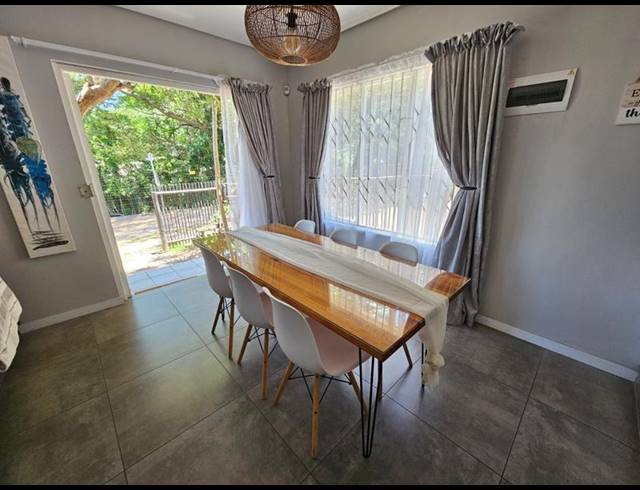 3 BEDROOM TOWNHOUSE FOR SALE IN DAWNCLIFFE